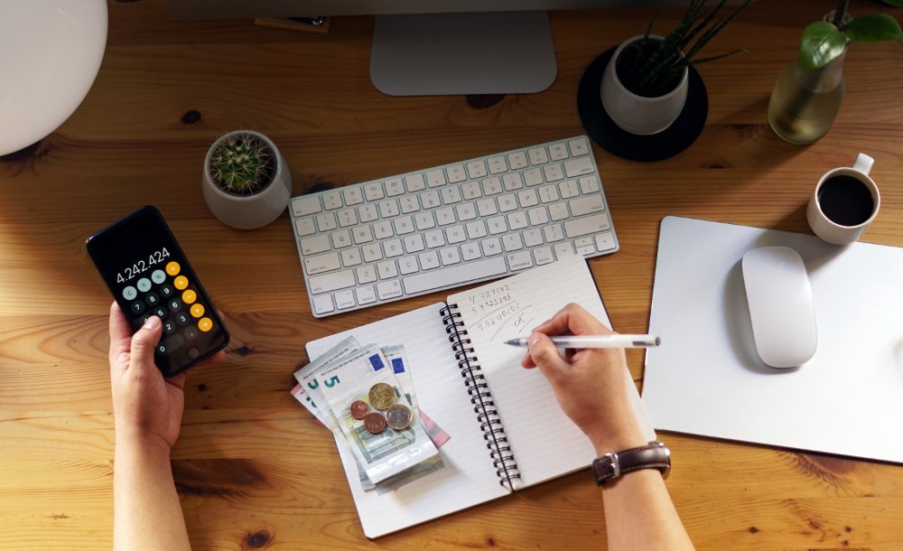 Business Expense Management UAE: How to Control Costs in 2026