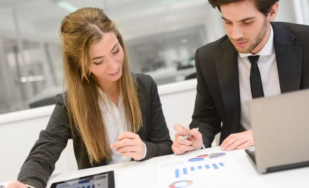 How Bookkeeping Services Help Businesses Grow