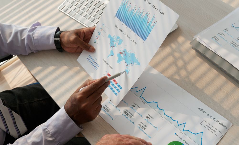 How to Prepare Financial Reports in UAE