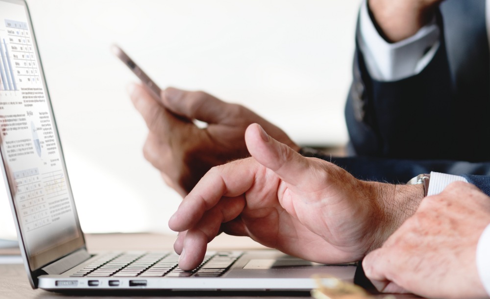 Top Features of E-Invoicing Solutions in UAE
