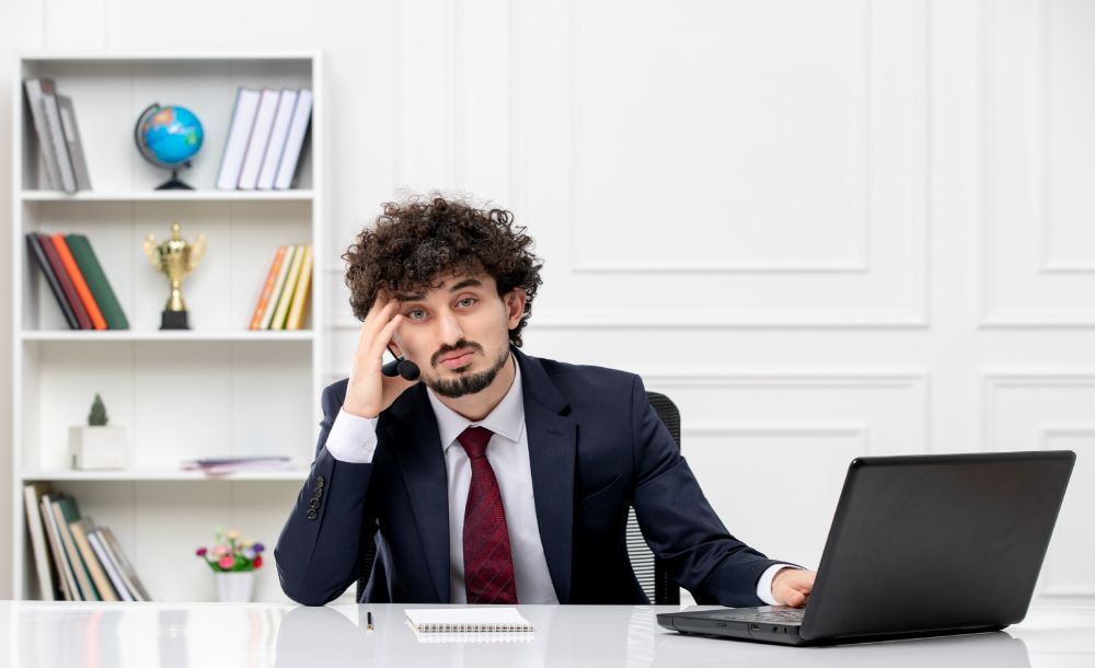 Top Mistakes Businesses Make in UAE E-Invoicing (And How to Avoid Them)